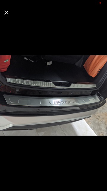 Bộ ốp chống trầy cốp trong + ngoài xe Toyota Fortuner 2019, chất liệu Inox