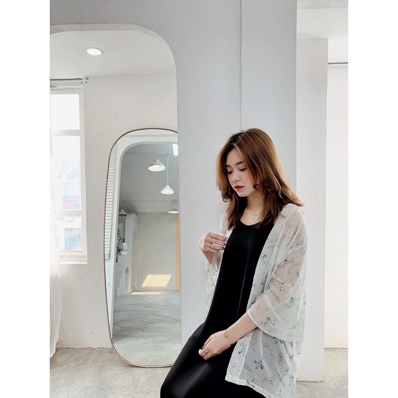 Áo khoác kimono hoa xanh tơ mỏng | BigBuy360 - bigbuy360.vn