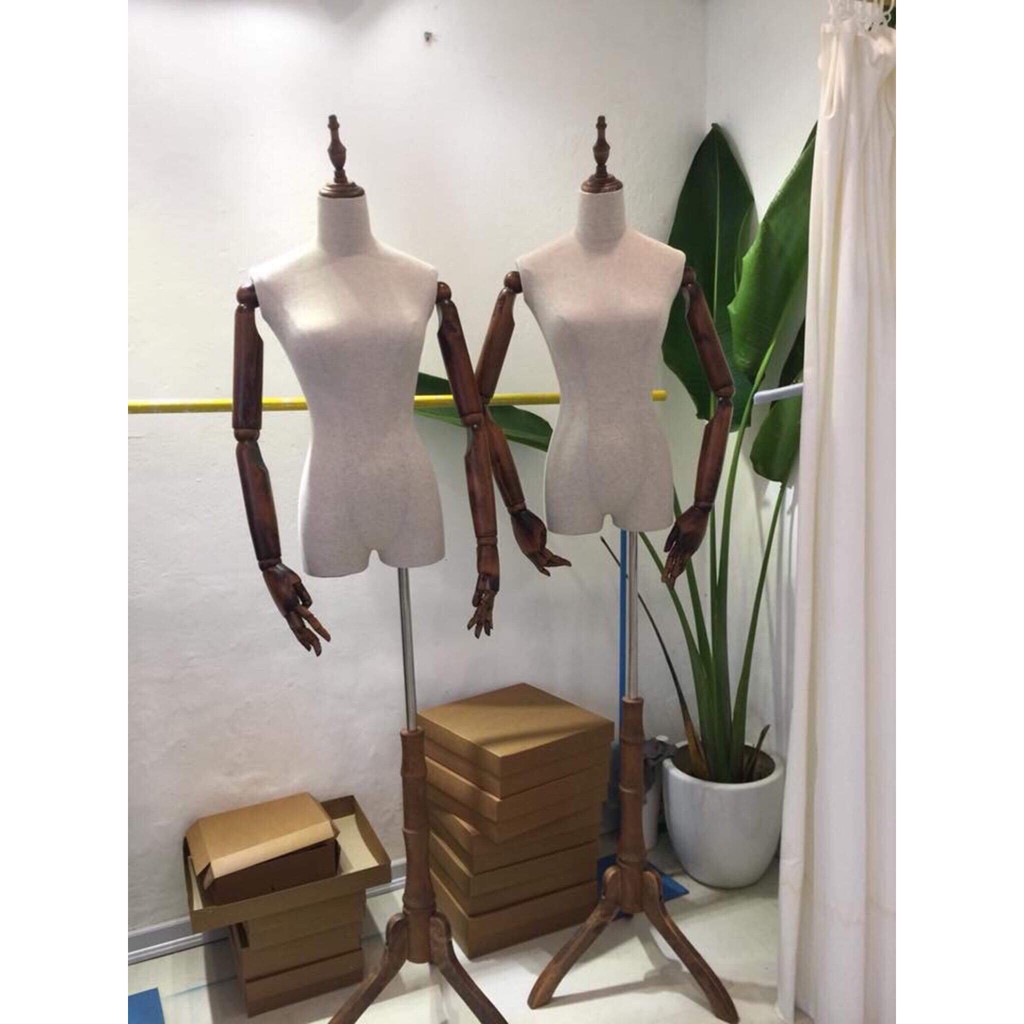 Manocanh nữ tay gỗ màu nâu