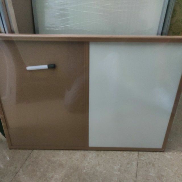 Combo Bảng trắng kiêm gim liE khung gỗ kèm 1 bút 1 hộp ghim kích thước 60x90 cm