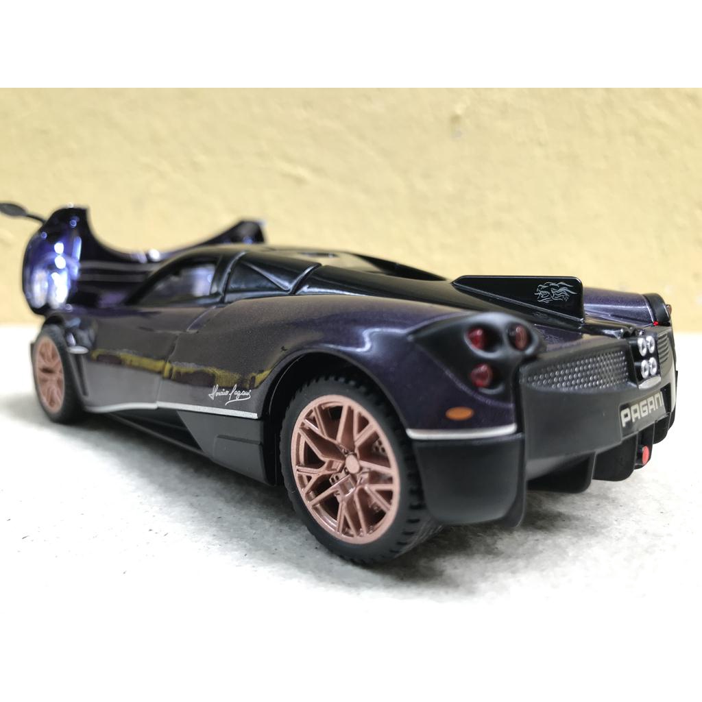 Mô hình Siêu xe PAGANI Huayra Dinastia - 1:32