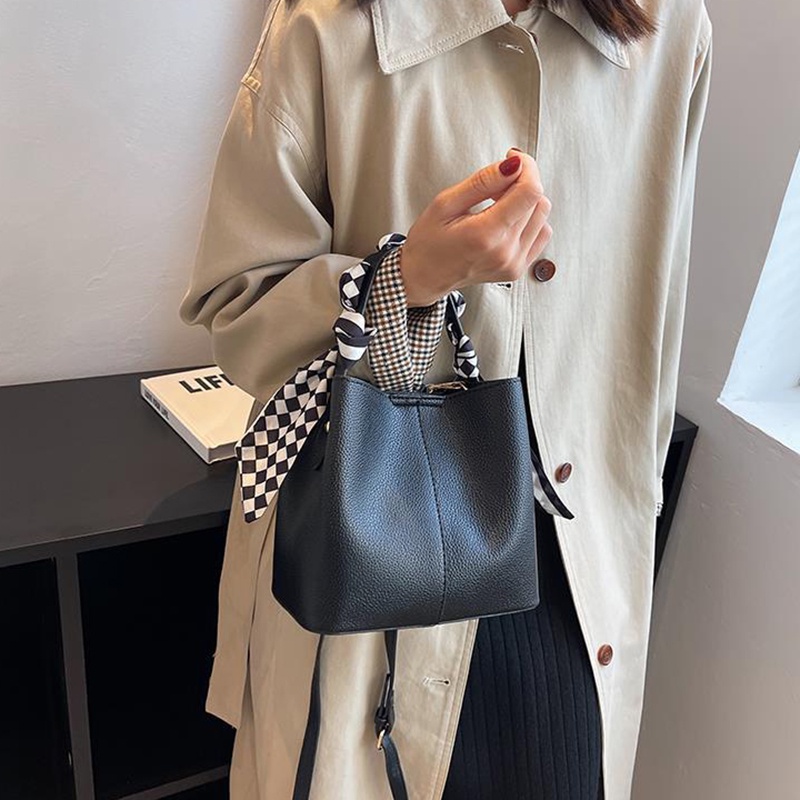 Túi xách IELGY kiểu xô phối lụa phong cách cổ điển thời trang cho nữ