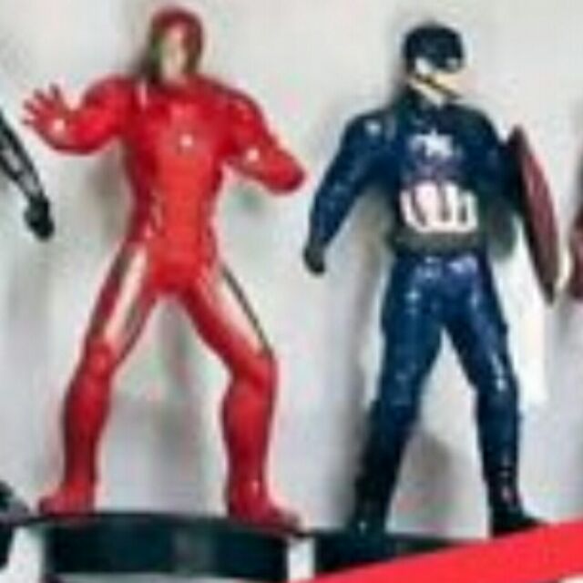 Topper Iron Man & Captian
