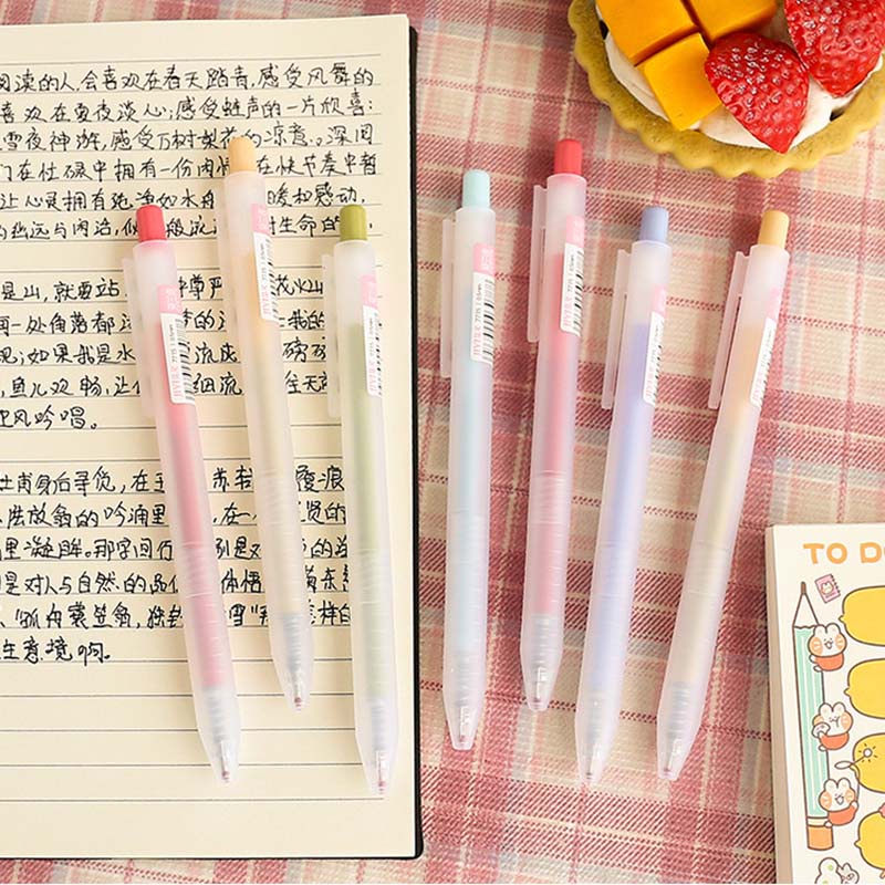 Bút bi gel mực đen ngòi 0.5mm thiết kế đơn giản tiện dụng cho học sinh/văn phòng
