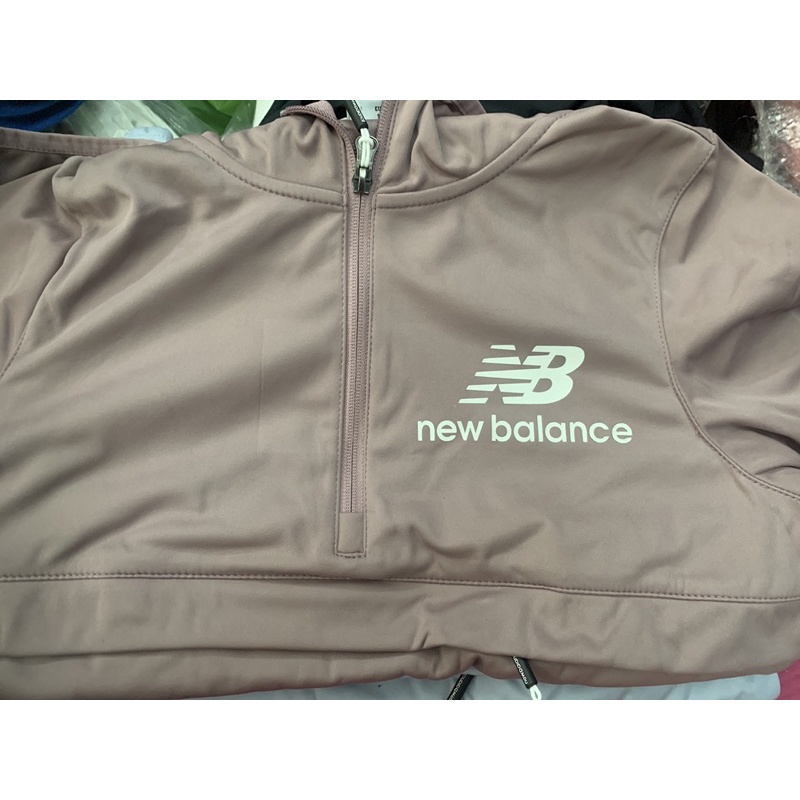 Áo gió Nb unisex có mũ dư xịn
