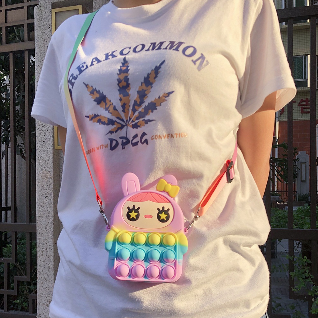 Túi đeo chéo đựng tiền xu hình con mắt thỏ dễ thương