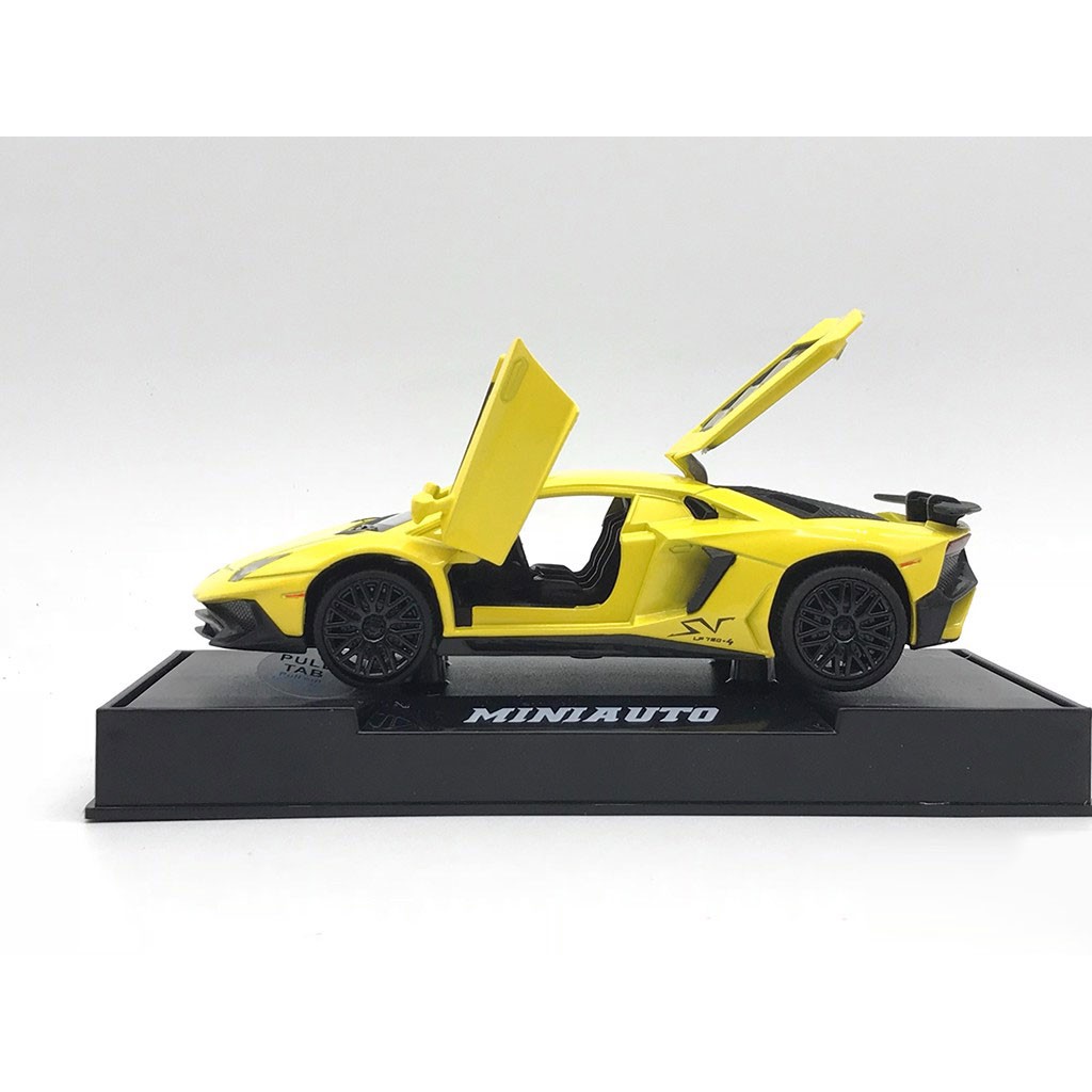 MÔ HÌNH XE Ô TÔ Siêu Xe LAMBOR Aventador SV LP750 | MINIAUTO tỷ lệ 1:32 Vàng