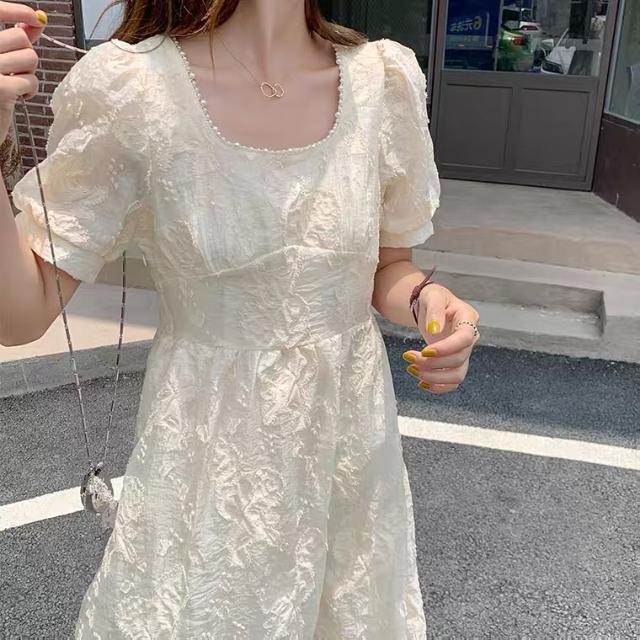 Đầm Trung Bình Dáng Rộng Tay Phồng In Hoa Màu Trắng Thời Trang Mùa Hè Hàng Mới Cho Nữ