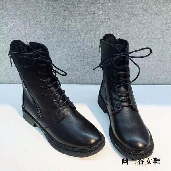 Giày Boot Thời Trang Nữ Khóa Sườn Chéo Đế Bằng Cổ Cao Style Ulzzang | BigBuy360 - bigbuy360.vn