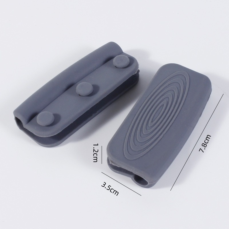 Miếng silicon bọc quai nồi chống nóng có chốt khóa chống trượt