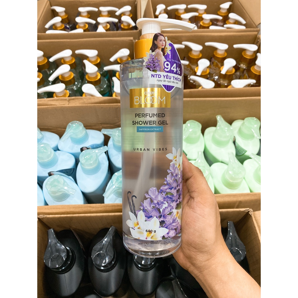 Sữa Tắm Hương Nước Hoa Cindy Bloom Perfumed Shower Gel 640g