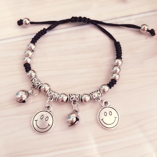 Vòng tay HandMade mặt cười 02