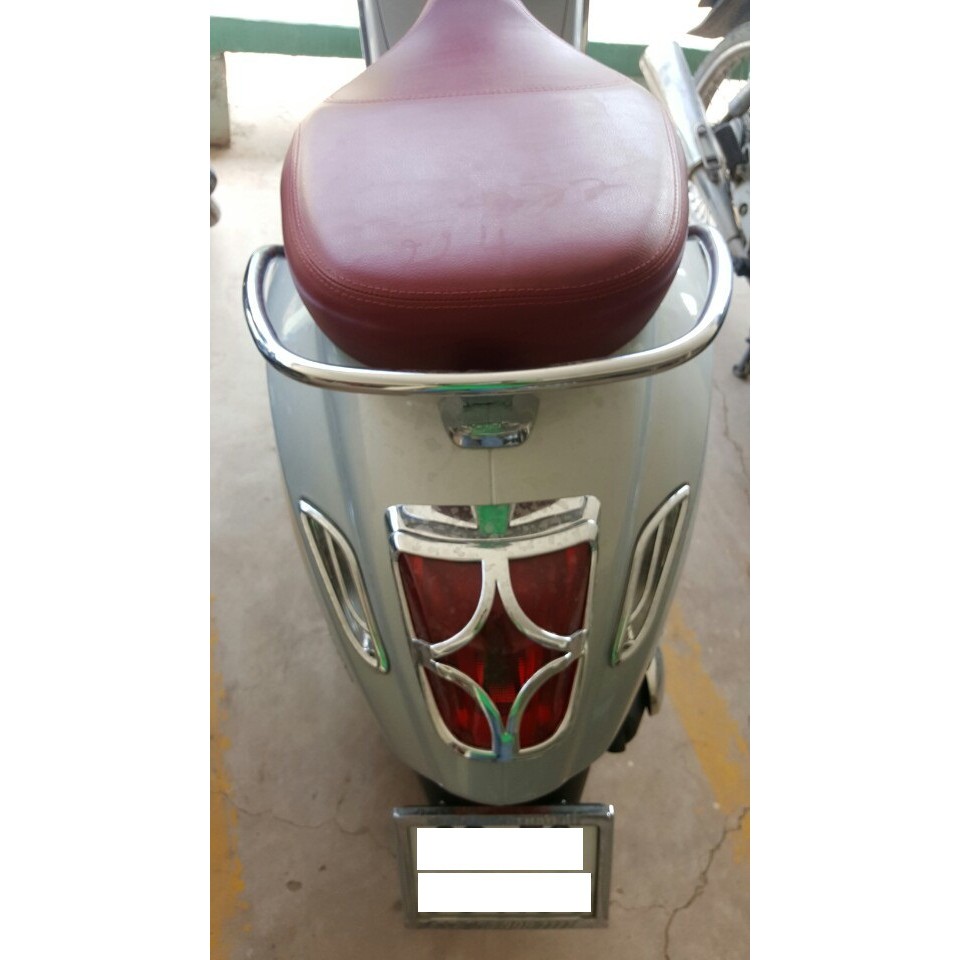 Ốp trang trí xe Vespa Primavera mạ crom Artistar
