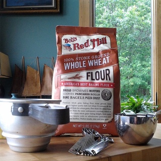 Bột mì nguyên cám Bob's Red Mill