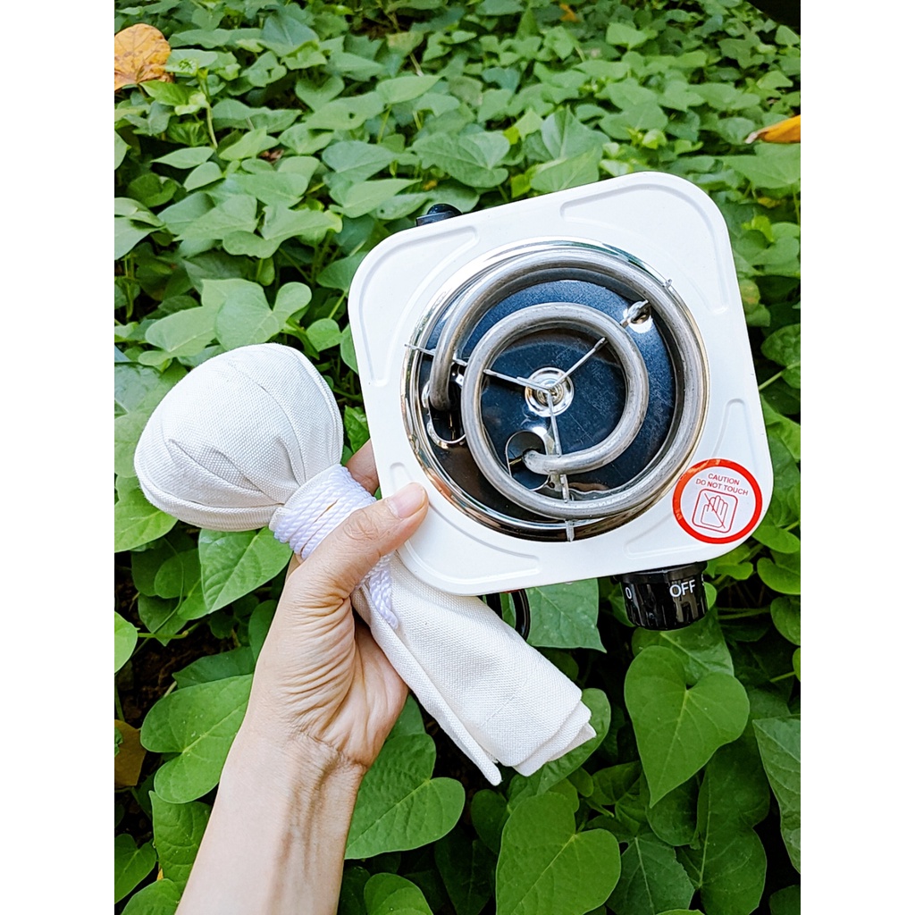 MUỐI CHƯỜM MẮT MOMVIET
