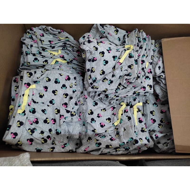 Quần đùi DISNEY jumping beans cho bé gái hàng dư xịn