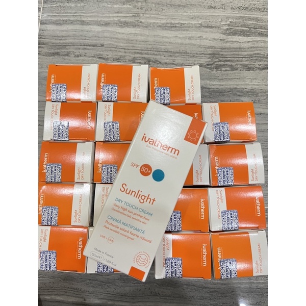 ✅ KEM CHỐNG NẮNG IVATHERM PHỔ RỘNG CHỐNG CẢ ÁNH SÁNG XANH SPF50