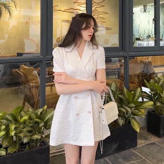 Váy gấm cổ vest