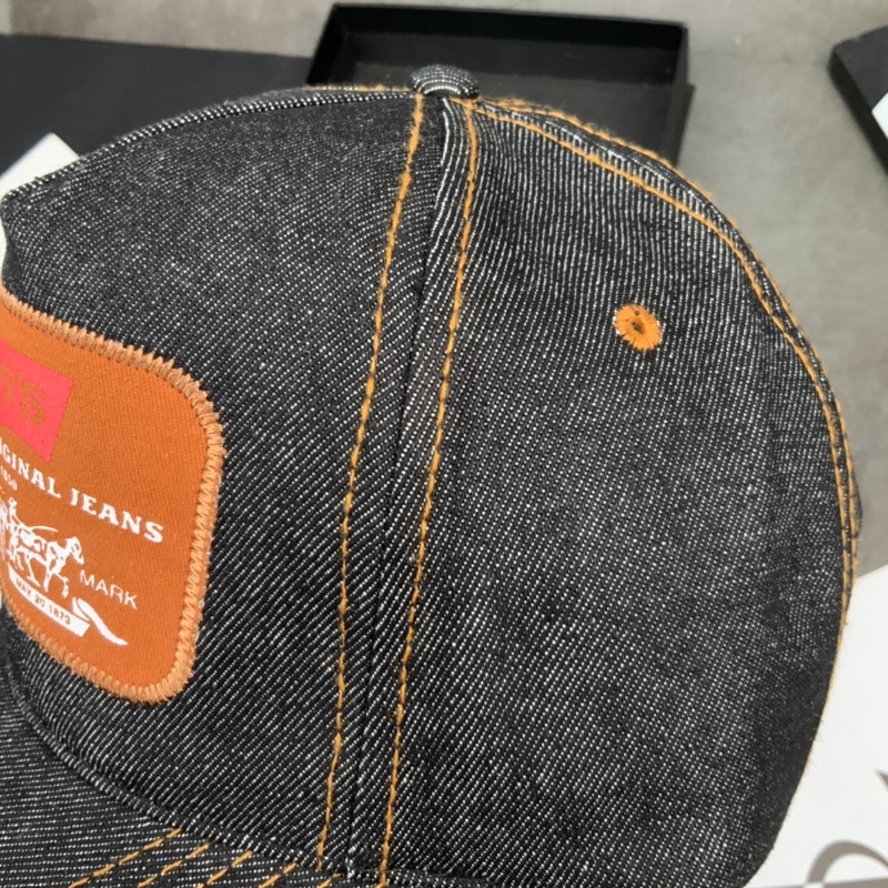 Mũ Lưỡi Trai Jean Đen Thêu Mạc LEVI Nổi Bật Thời Trang Cao Cấp Giá Rẻ