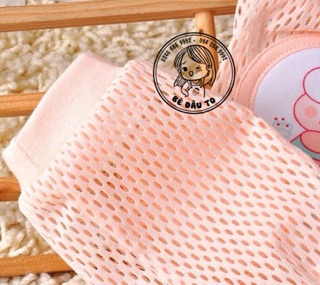 Đệm bảo vệ đầu gối cho bé