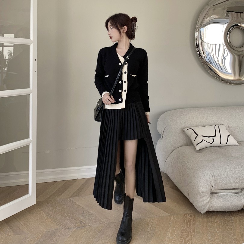Chân váy xẻ midi xếp ly Emilyshop