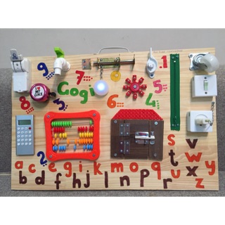 Bảng busy board 40x60 gỗ thông thay tên theo yêu cầu