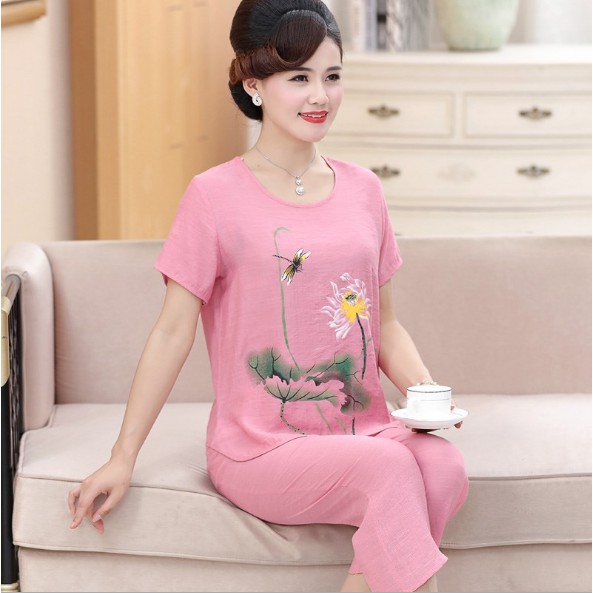 Bộ quần áo mặc nhà cho mẹ trung niên chất đũi thoáng mát