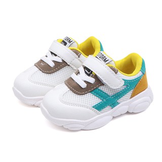 Giày sneaker thể thao cho bé trai