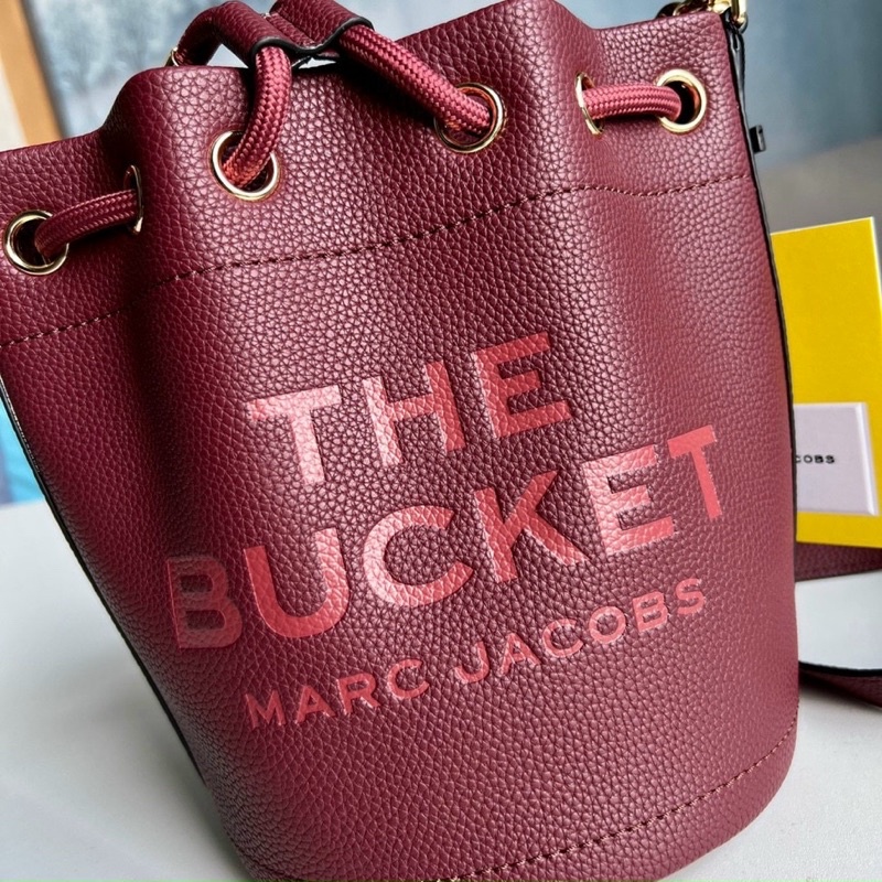 Túi  bucket da M*J dư xịn