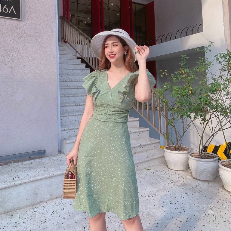 Váy chấm bi cổ chữ V cánh tiên xinh xắn AH08 | BigBuy360 - bigbuy360.vn