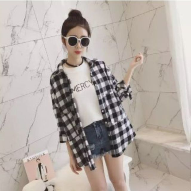 Áo sọc caro trắng đen nữ đang siêu giảm giá chỉ trong ngày hôm nay mua nhanh không hết hạn