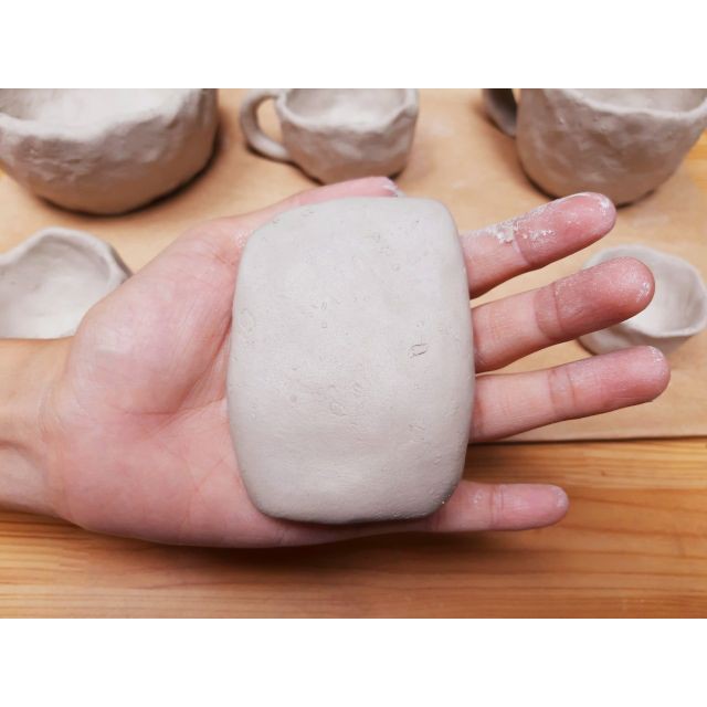 Đất sét cao lanh 3kg, trắng ngà, nặn trang trí