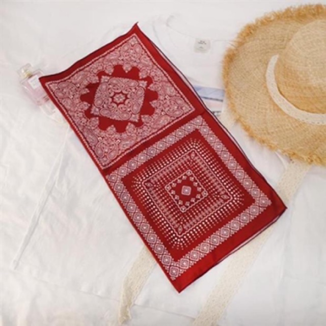 Khăn bandana in hoa văn size 53x53cm