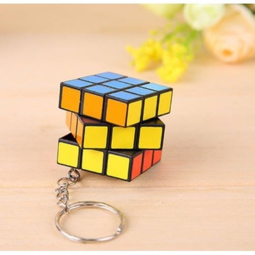 Móc Khoá Game Rubik Xoay Được