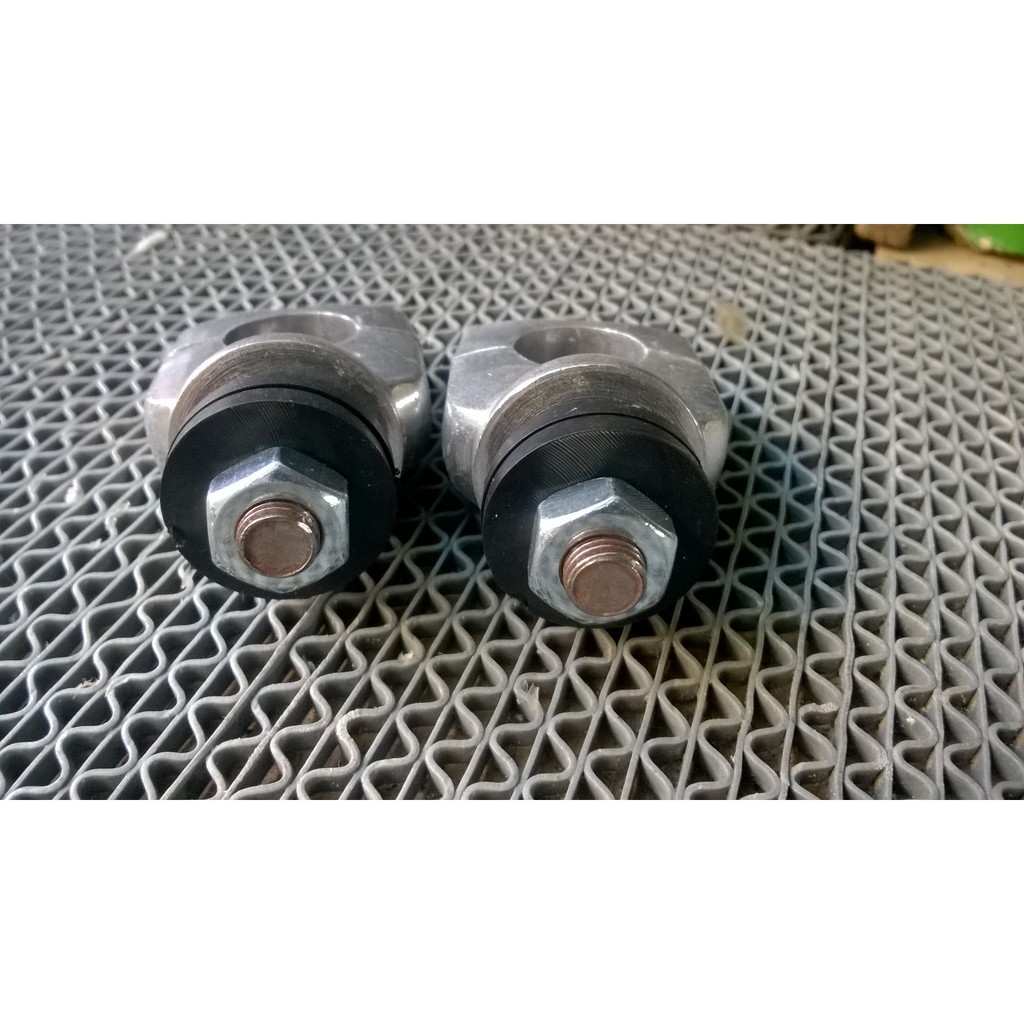 Gù  gắn ghidong honda 67