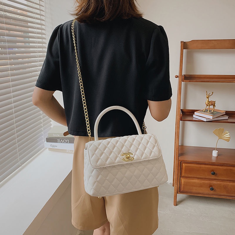 Túi Xách Tay Nhỏ Thêu Họa Tiết Có Dây Xích Đeo Đa Năng Thời Trang Mới Dành Cho Bạn Nữ ST