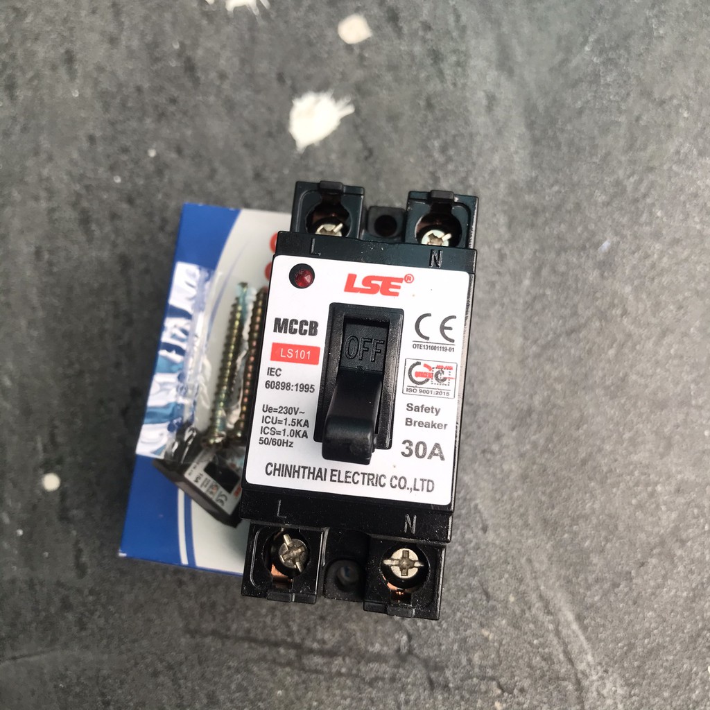 Át | Aptomat  LSE 20A - 30A Loại có hộp