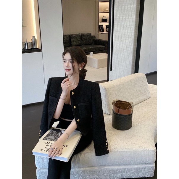 Áo khoác dạ ngắn cổ tròn