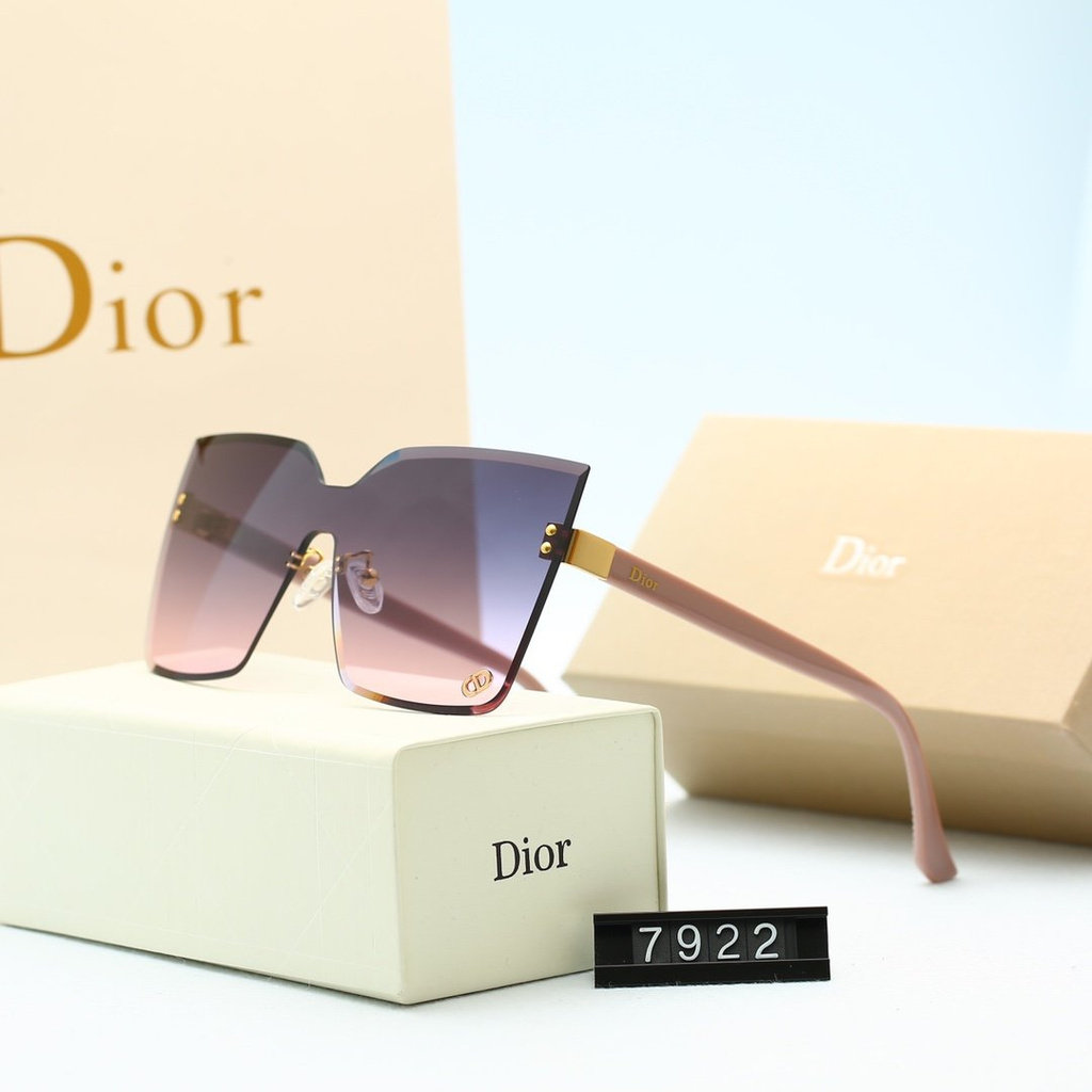 Dior_ 2021 Thời trang Hàn Quốc mới Clubmaster Kính râm nam nữ Xu hướng Cặp đôi Chụp ảnh Đường phố Trăm trang trí phù hợp Thời trang Du lịch Kỳ nghỉ Bảo vệ tia cực tím Kính râm đi biển