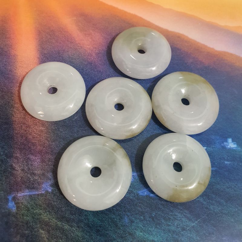 Đồng điếu ngọc phỉ thúy trắng 18mm, 23 - 25mm