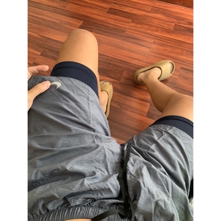 quần đùi chạy bộ nai