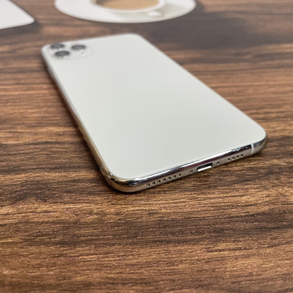 Điện thoại Aiphôn IP11 pro max bản 64 GB bản Hàn có thể tắt âm chụp ảnh với IOS 15