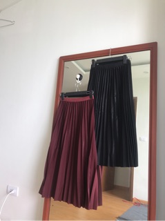 Sale Chân váy xếp ly ( ảnh thật shop chụp)