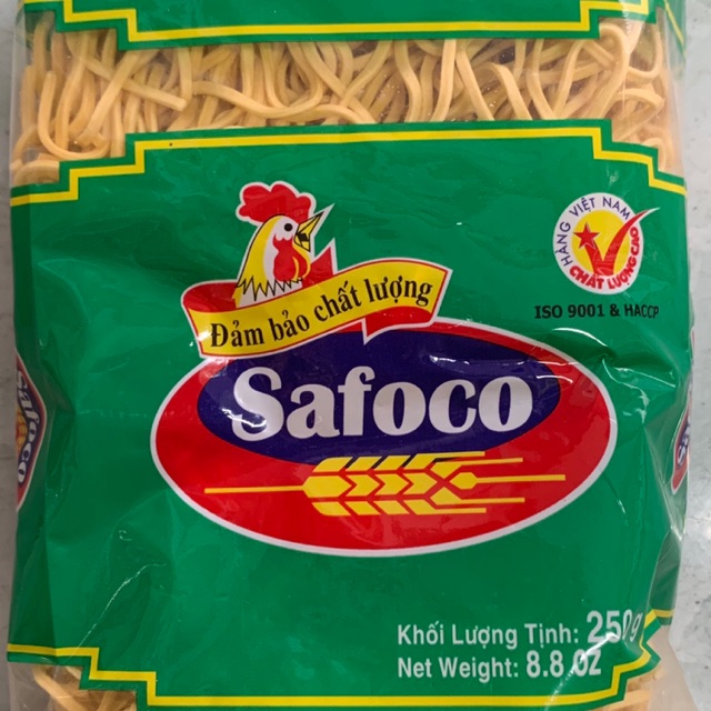 1 thùng 16 gói mì chay Safoco 250gr