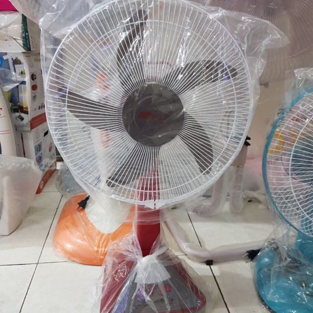 Quạt Tích điện Bensuto Thái Lan
