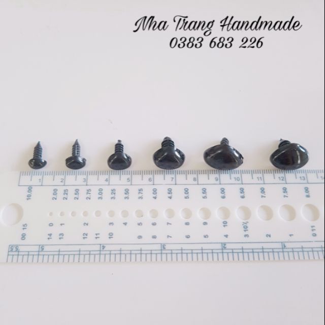 Mũi thú chốt đen tuyền