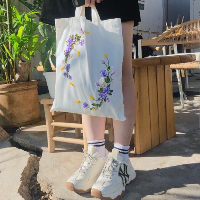 Túi Tote thêu hoa-Mẫu hoa nhí tím