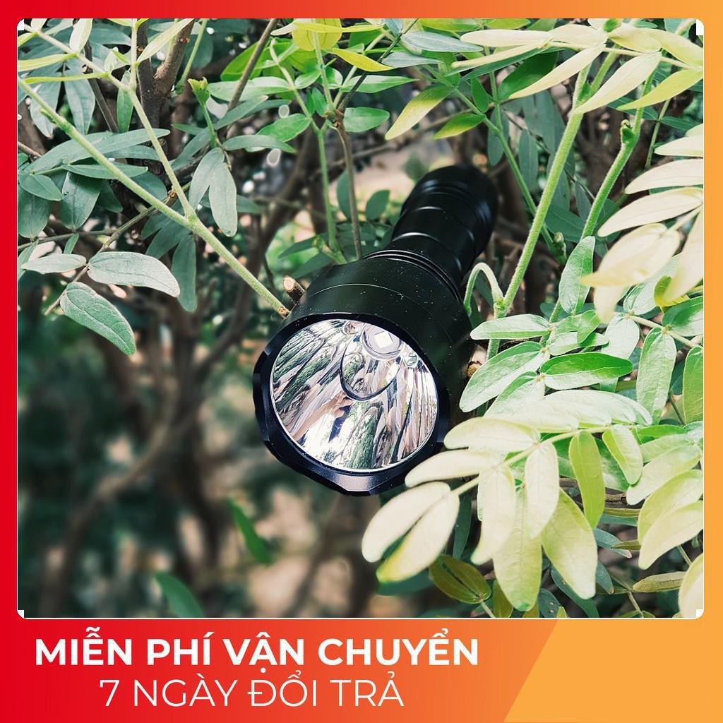 Đèn pin SOFIRN C8T sáng 1310lm chiếu xa 500m pin 18650 kèm pin sạc