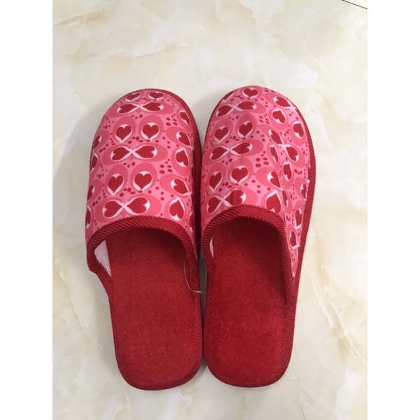 Dép bông đi trong nhà