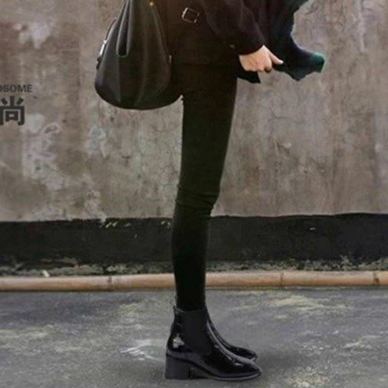 IELGY Giày Bốt martin Da Bóng Đế Dày Mềm Mại Thời Trang Cá Tính Cho Nữ